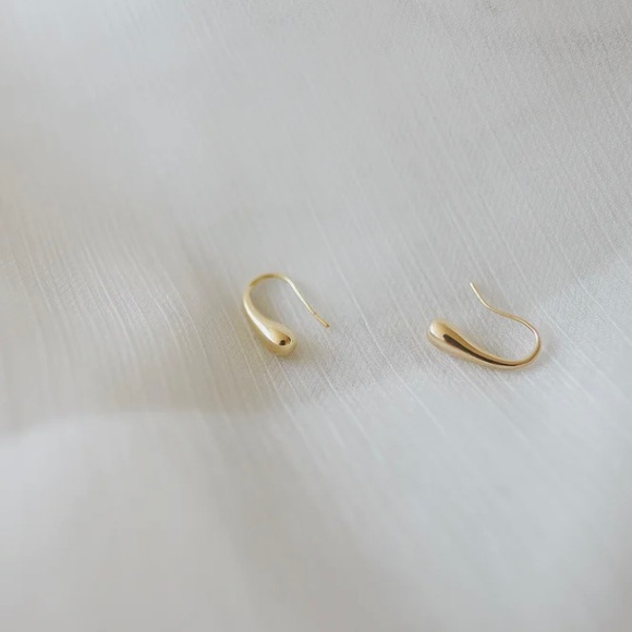 Large Teardrop Earrings - Picture 3 of 6